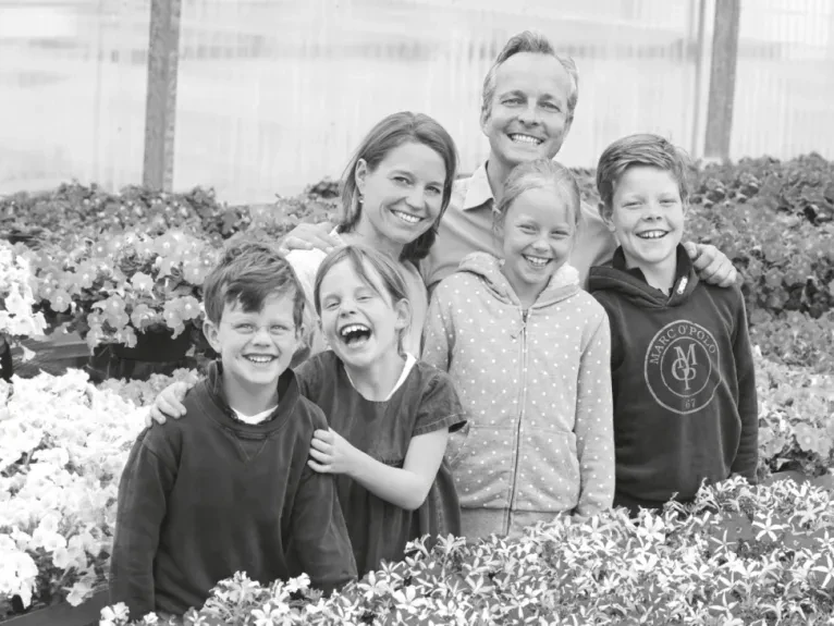 Die 6. Generation bei Benary. Klaudia und Matthias mit ihren vier Kindern Hans, Marianne, Käthe und Friedrich