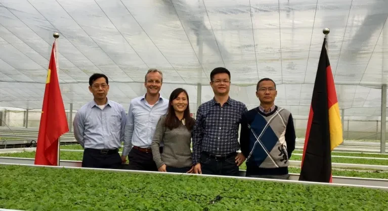 Dr. Matthias Redlefsen with the chinese partners of Ican Seed and Jintian Seedling